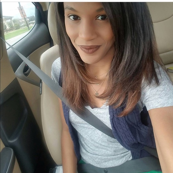 Meet your Posher, Adrienne - Picture 1 of 1